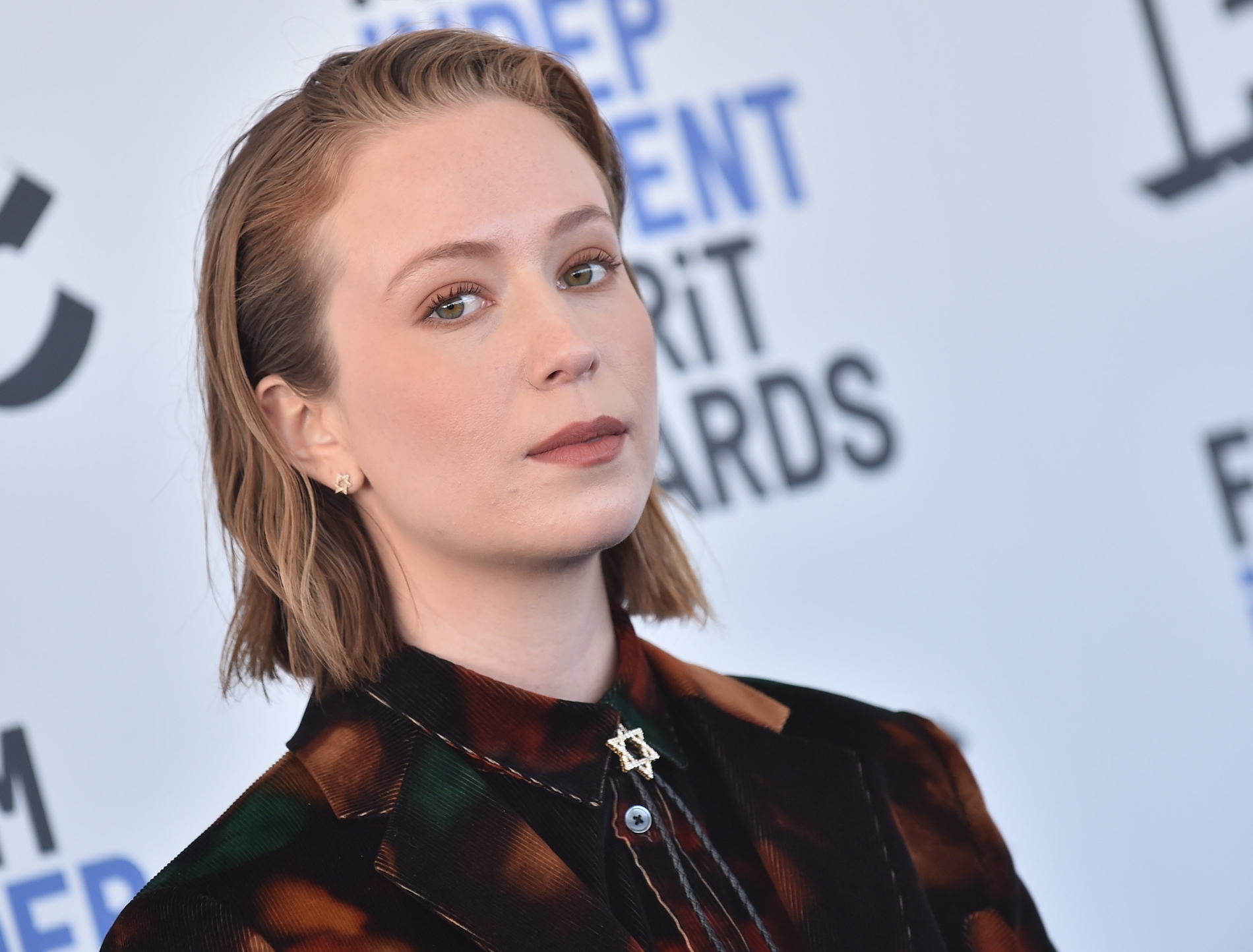 Hannah Einbinder Faces Backlash Over Emmys 2025 Speech