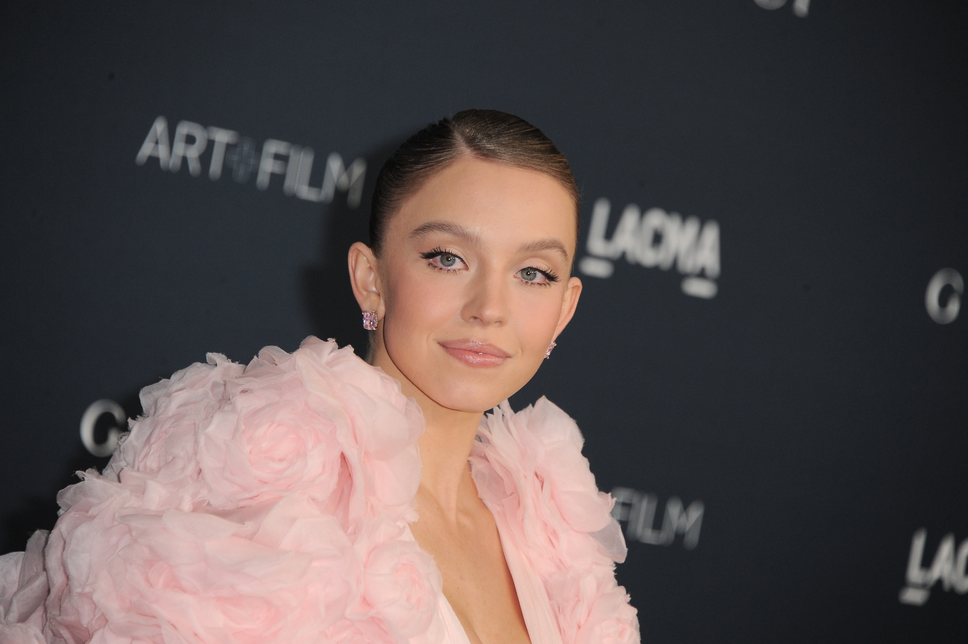 Sydney Sweeney Blacklisted? What’s Really Happening in Hollywood