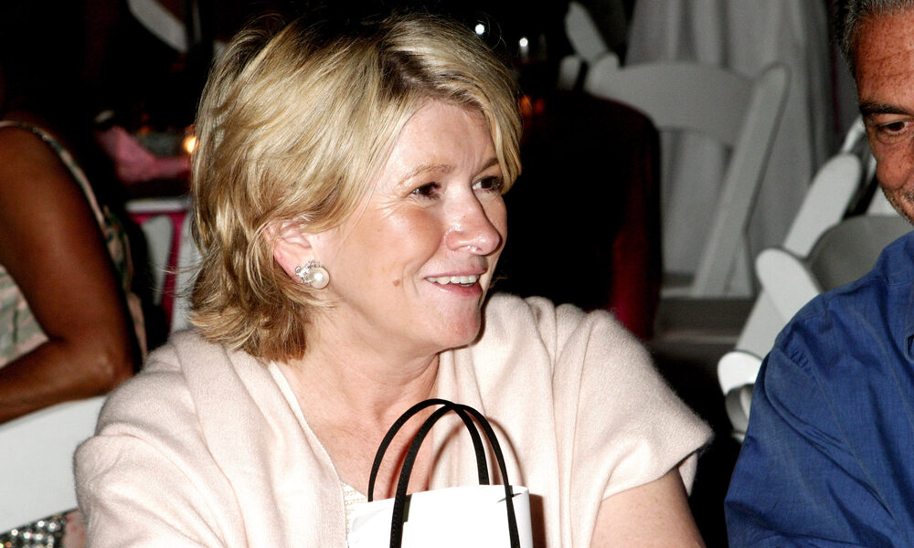 Martha Stewart Serves Sass and Cookies While Redefining Motherhood One One-Liner at a Time