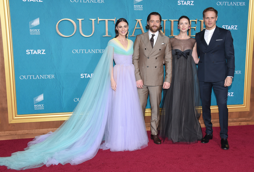 Outlander’s Final Chapter Brings Tears, Destiny, and One Last Journey for Jamie and Claire